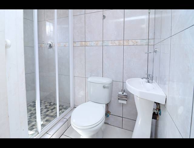 10 BEDROOM HOUSE FOR SALE IN BELLEVUE